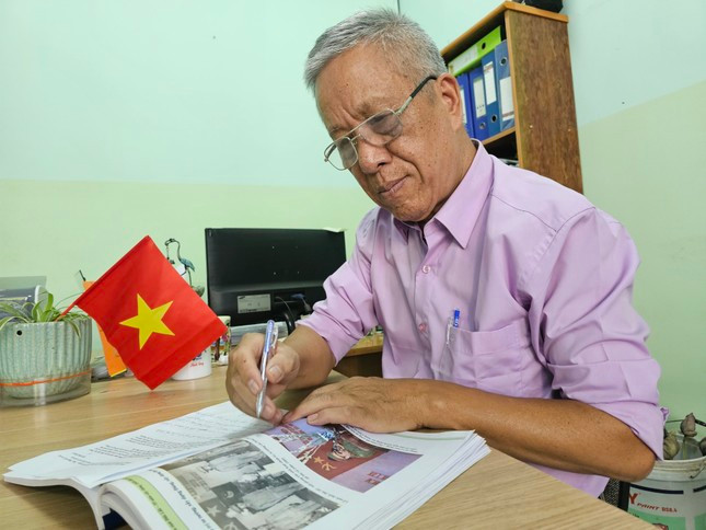 Ở tuổi 76, ông Vũ Thành vẫn rất quắc thước