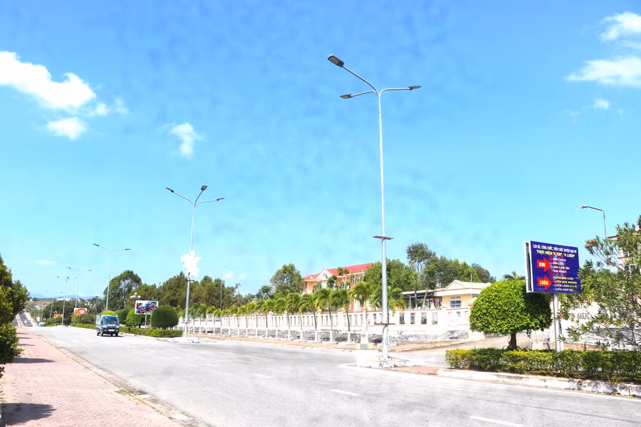 Thị trấn Đak Pơ ngày càng khang trang, hiện đại. Ảnh: Ngọc Minh