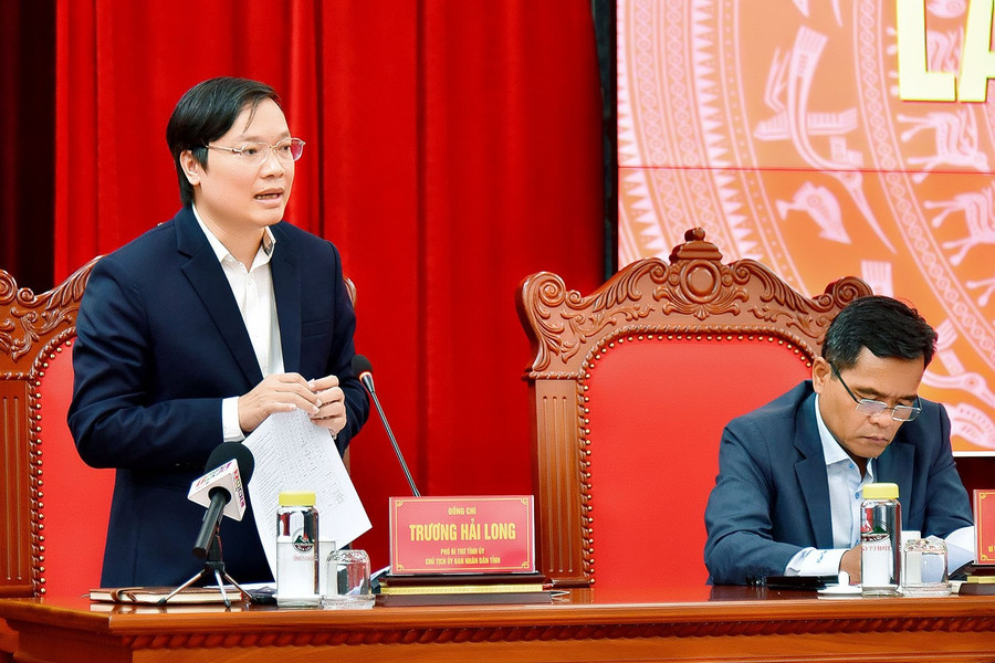 Phó Bí thư Tỉnh ủy, Chủ tịch UBND tỉnh Trương Hải Long phát biểu tại hội nghị. Ảnh: Đ.T Phó Bí thư Tỉnh ủy, Chủ tịch UBND tỉnh Trương Hải Long phát biểu tại hội nghị. Ảnh: Đ.T