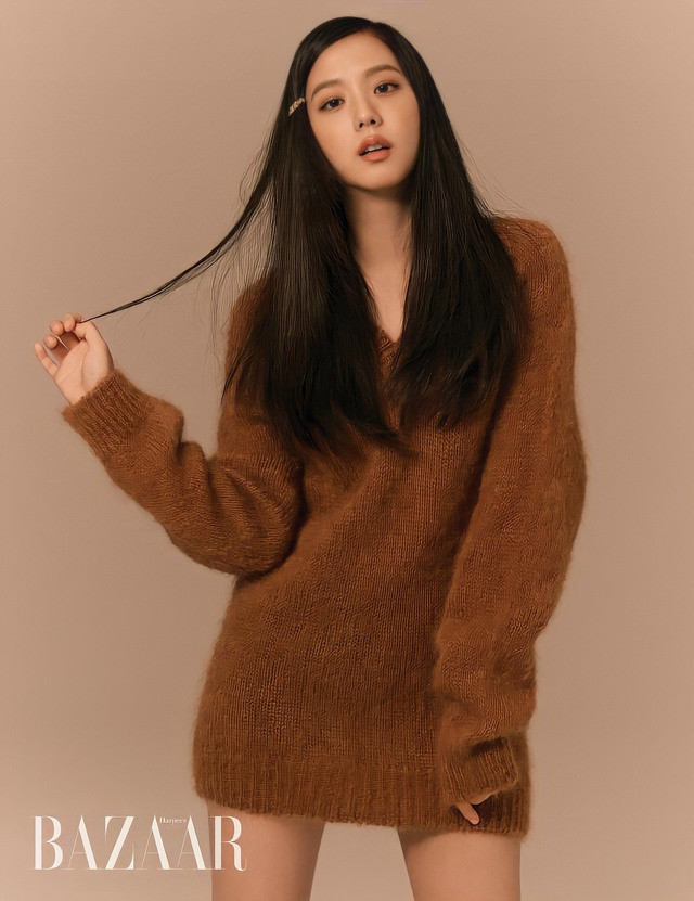 Cô là thành viên nhóm Blackpink, sở hữu lượng người hâm mộ đông đảo