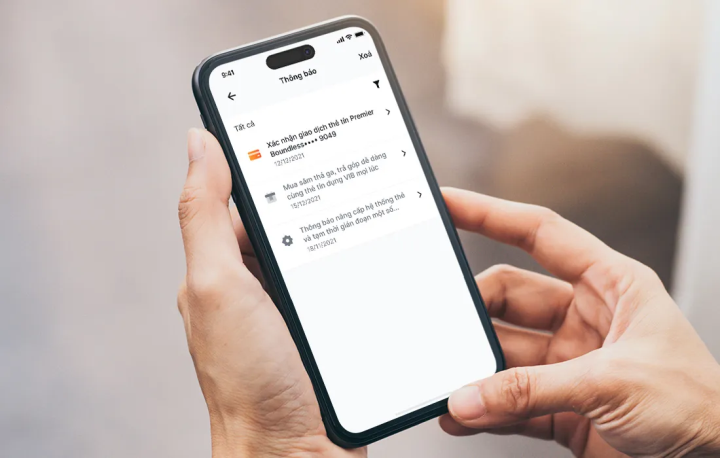Nhiều ngân hàng tăng phí SMS.