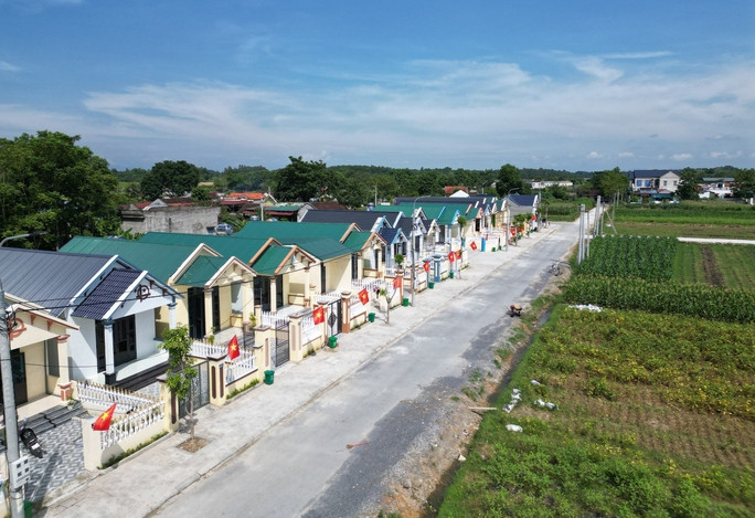 Dân vạn chài hết kiếp lênh đênh - Ảnh 1. Xóm định cư của dân sông nước huyện Thiệu Hóa