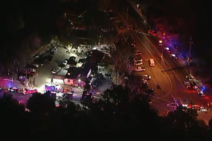 Lực lượng chức năng đến hiện trường. Ảnh: ABC 7