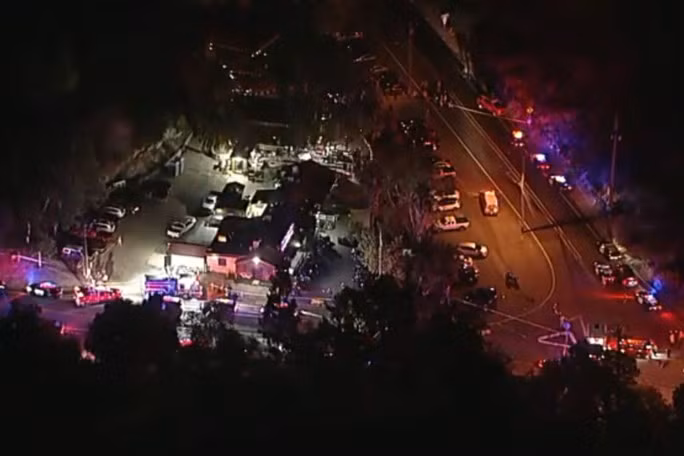 Lực lượng chức năng đến hiện trường. Ảnh: ABC 7