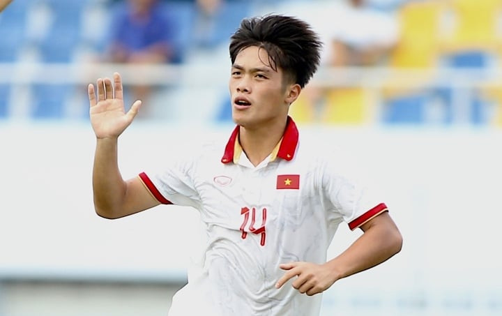 U23 Việt Nam giành quyền vào chung kết giải U23 Đông Nam Á 2023. U23 Việt Nam giành quyền vào chung kết giải U23 Đông Nam Á 2023.
