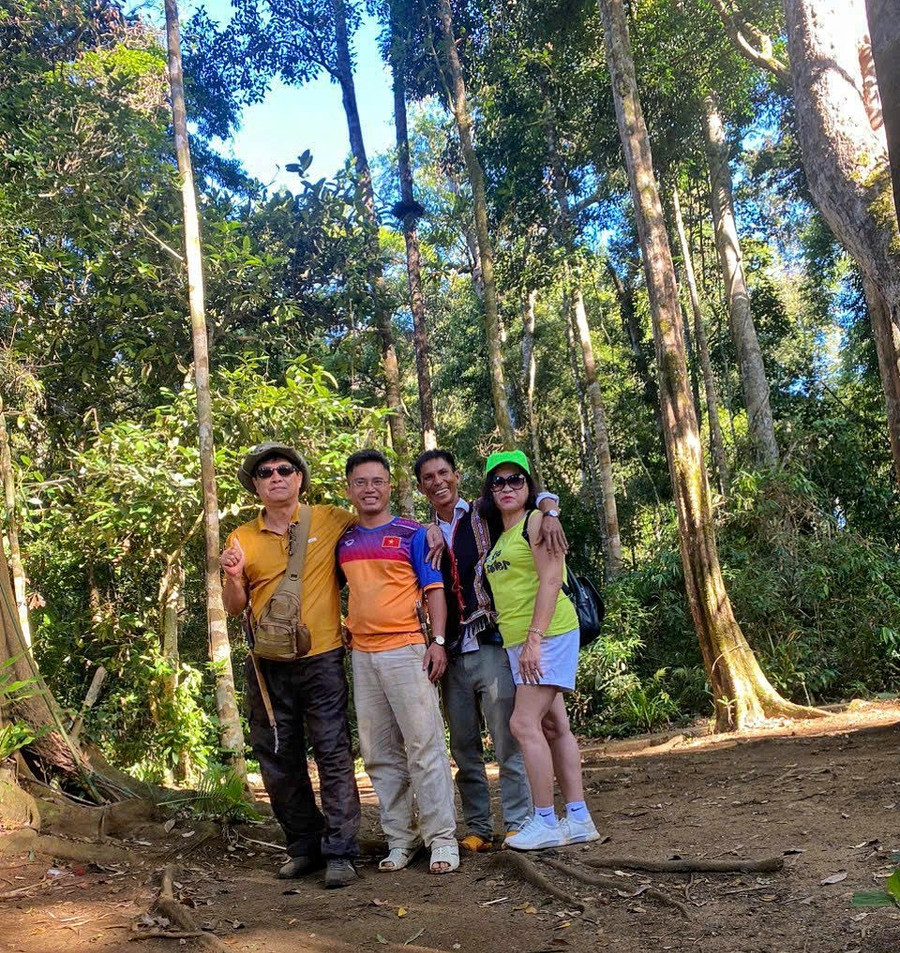 Sự thân thiện, am hiểu văn hóa, thiên nhiên của người bản địa luôn nhận được sự yêu mến của khách du lịch. Ảnh: NVCC Sự thân thiện, am hiểu văn hóa, thiên nhiên của người bản địa luôn nhận được sự yêu mến của khách du lịch. Ảnh: NVCC