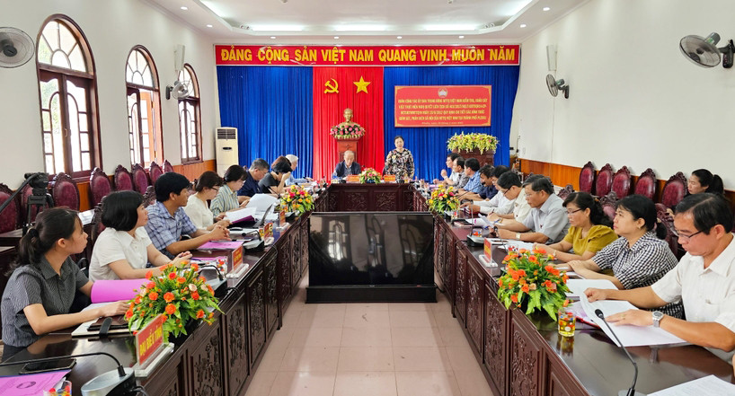 Đoàn công tác Ủy ban Trung ương MTTQ Việt Nam kiểm tra, khảo sát việc thực hiện các hình thức giám sát, phản biện xã hội tại TP. Pleiku. Ảnh: Anh Huy