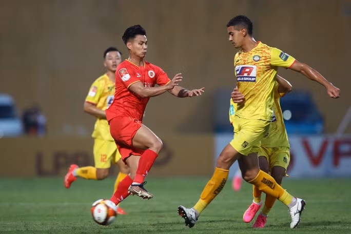 Đông Á Thanh Hóa quyết tâm và có bàn gỡ hòa 1-1