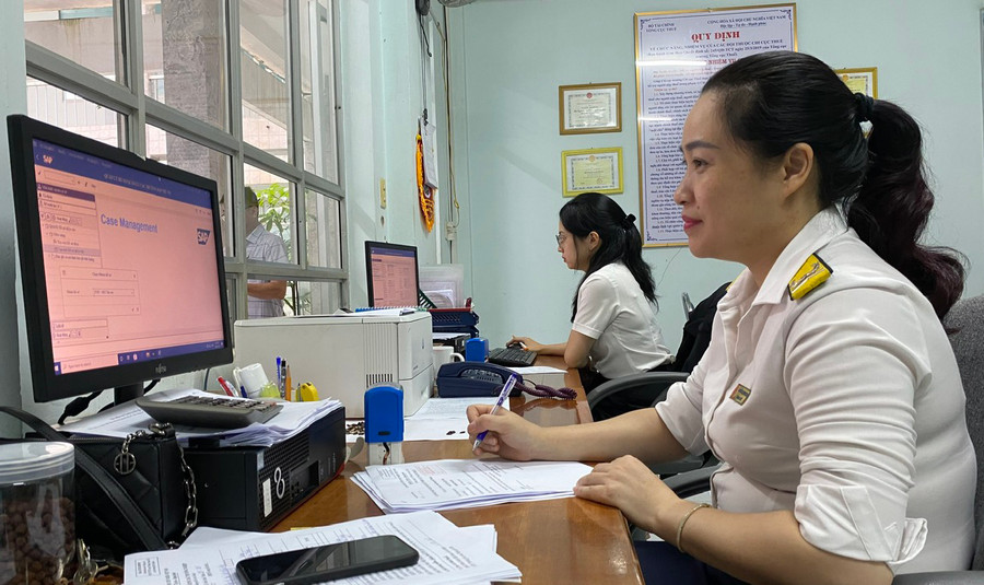 Chi cục Thuế TP. Pleiku chủ động triển khai các giải pháp quản lý thuế, quyết tâm phấn đấu hoàn thành dự toán được giao. Ảnh: Sơn Ca Chi cục Thuế TP. Pleiku chủ động triển khai các giải pháp quản lý thuế, quyết tâm phấn đấu hoàn thành dự toán được giao. Ảnh: Sơn Ca