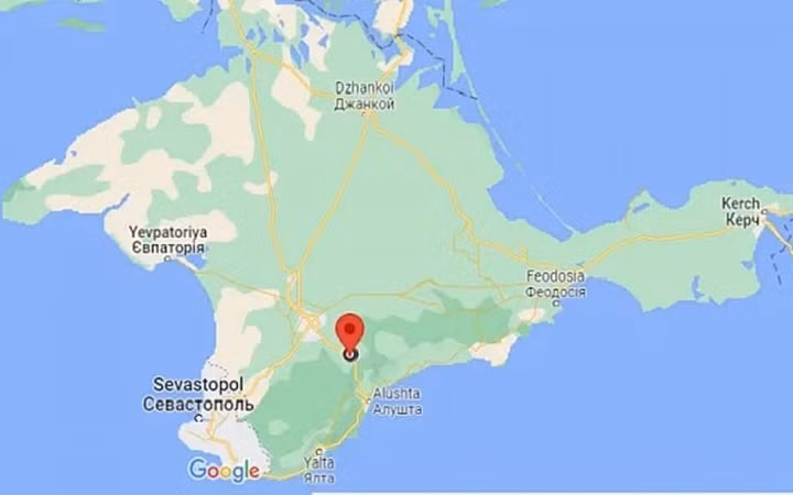 Vị trí quân Nga bị Ukraine tấn công trên bán đảo Crimea. Ảnh: Google Map Vị trí quân Nga bị Ukraine tấn công trên bán đảo Crimea. Ảnh: Google Map