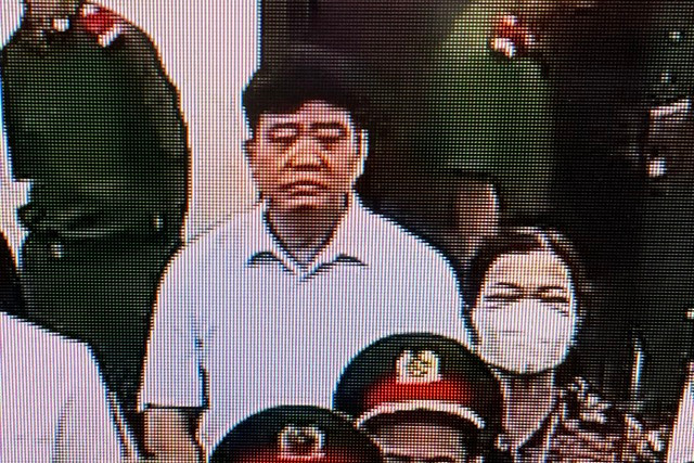 Cựu Chủ tịch Hà Nội Nguyễn Đức Chung hầu tòa cùng 14 bị cáo - Ảnh 2. Đây là vụ án thứ 4 cựu Chủ tịch UBND TP.Hà Nội Nguyễn Đức Chung bị truy cứu trách nhiệm hình sự. Ảnh: Tuyến Phan
