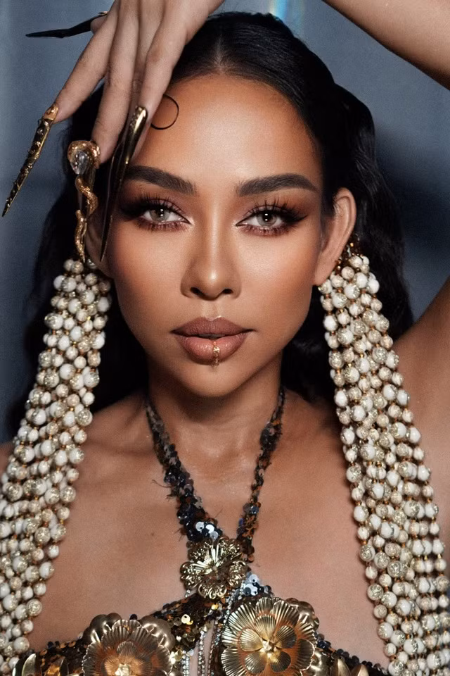 Thảo Trang luôn cho thấy sự kiên định của cô với nghề Thảo Trang luôn cho thấy sự kiên định của cô với nghề