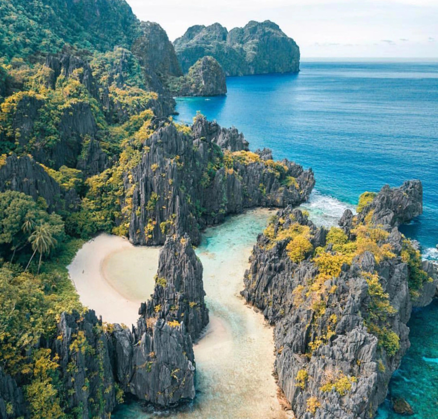 Bãi biển El Nido nổi danh toàn cầu