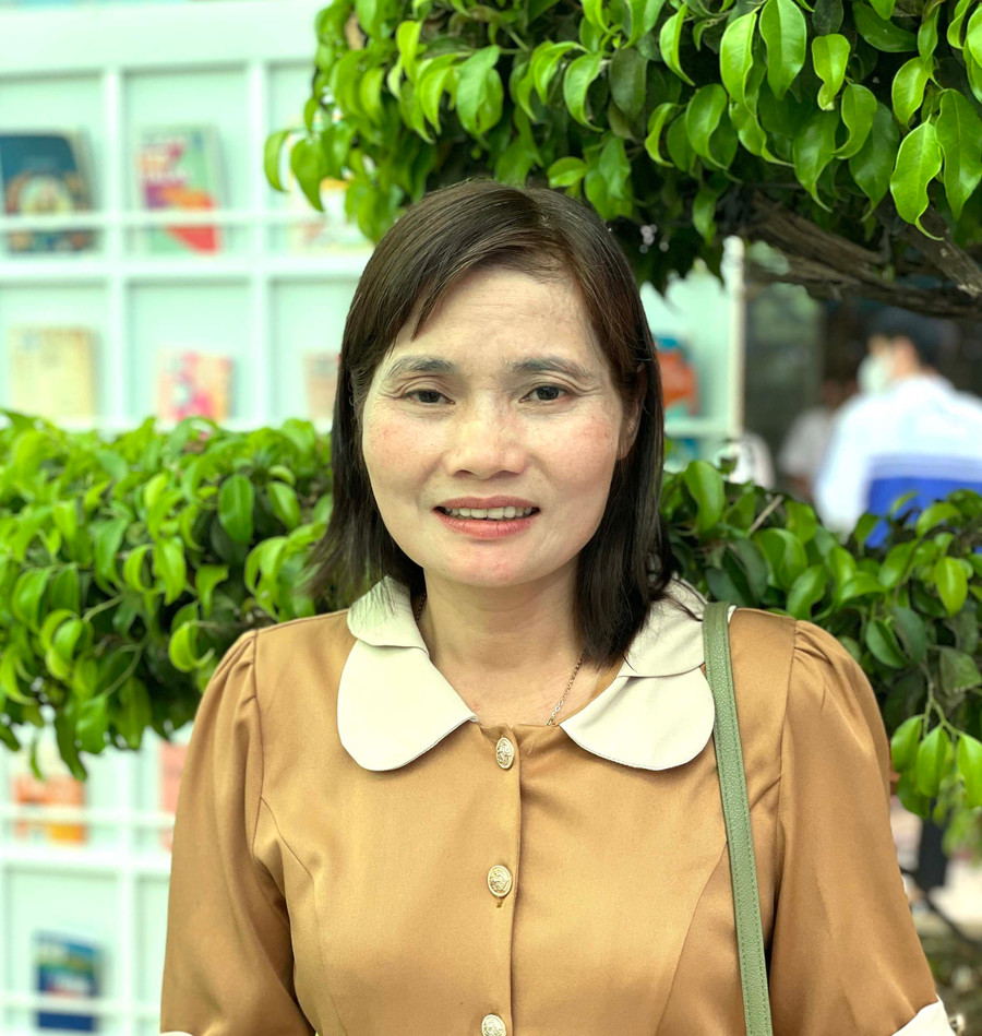Bà Nguyễn Thị Thủy-Giám đốc Thư viện tỉnh. Ảnh: P.D Bà Nguyễn Thị Thủy-Giám đốc Thư viện tỉnh. Ảnh: P.D