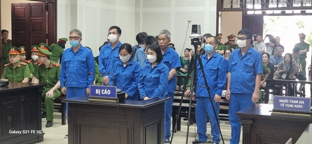 Các bị cáo tại tòa Các bị cáo tại tòa