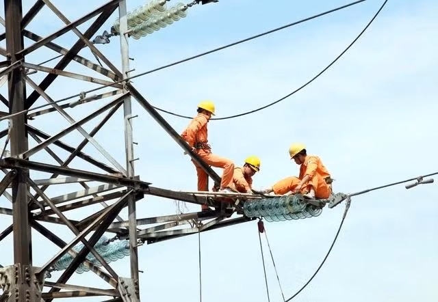 Bộ Công thương sẽ thí điểm cơ chế giá điện 2 thành phần