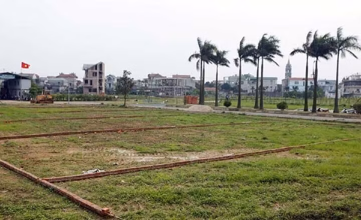 Đất nền đang có dấu hiệu bị cò bất động sản đẩy giá (Ảnh minh hoạ). Đất nền đang có dấu hiệu bị cò bất động sản đẩy giá (Ảnh minh hoạ).