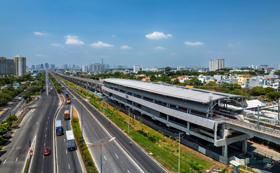 Ga Thủ Đức dài là 137,5m, chiều rộng 22m, cao 19,45m (ga loại A)