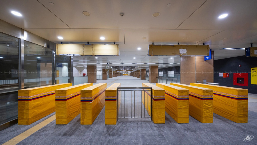 Ga Nhà hát Thành phố được thiết kế ngầm dài 190m, rộng 26m và sâu 30m, có 5 lối lên xuống, trong đó có 1 lối được kết nối trực tiếp với khu vực trung tâm thương mại tòa nhà Union Square Ga Nhà hát Thành phố được thiết kế ngầm dài 190m, rộng 26m và sâu 30m, có 5 lối lên xuống, trong đó có 1 lối được kết nối trực tiếp với khu vực trung tâm thương mại tòa nhà Union Square