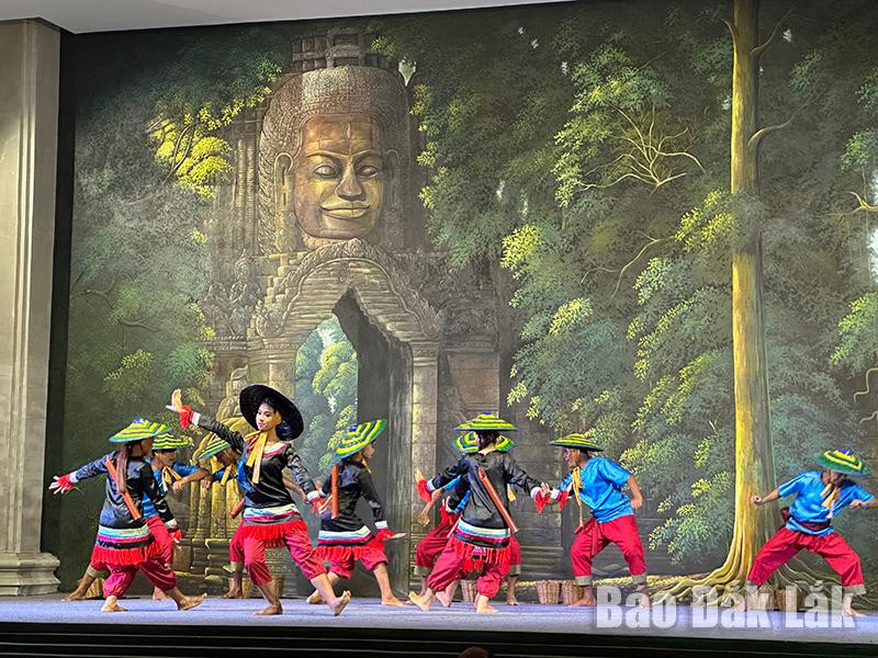 Tiết mục biểu diễn trong show múa Apsara ở Siem Reap.