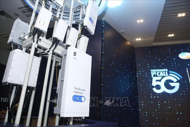 Ngành Viễn thông Việt Nam đang đẩy nhanh tiến độ triển khai công nghệ 5G. Ảnh: Minh Quyết/TTXVN