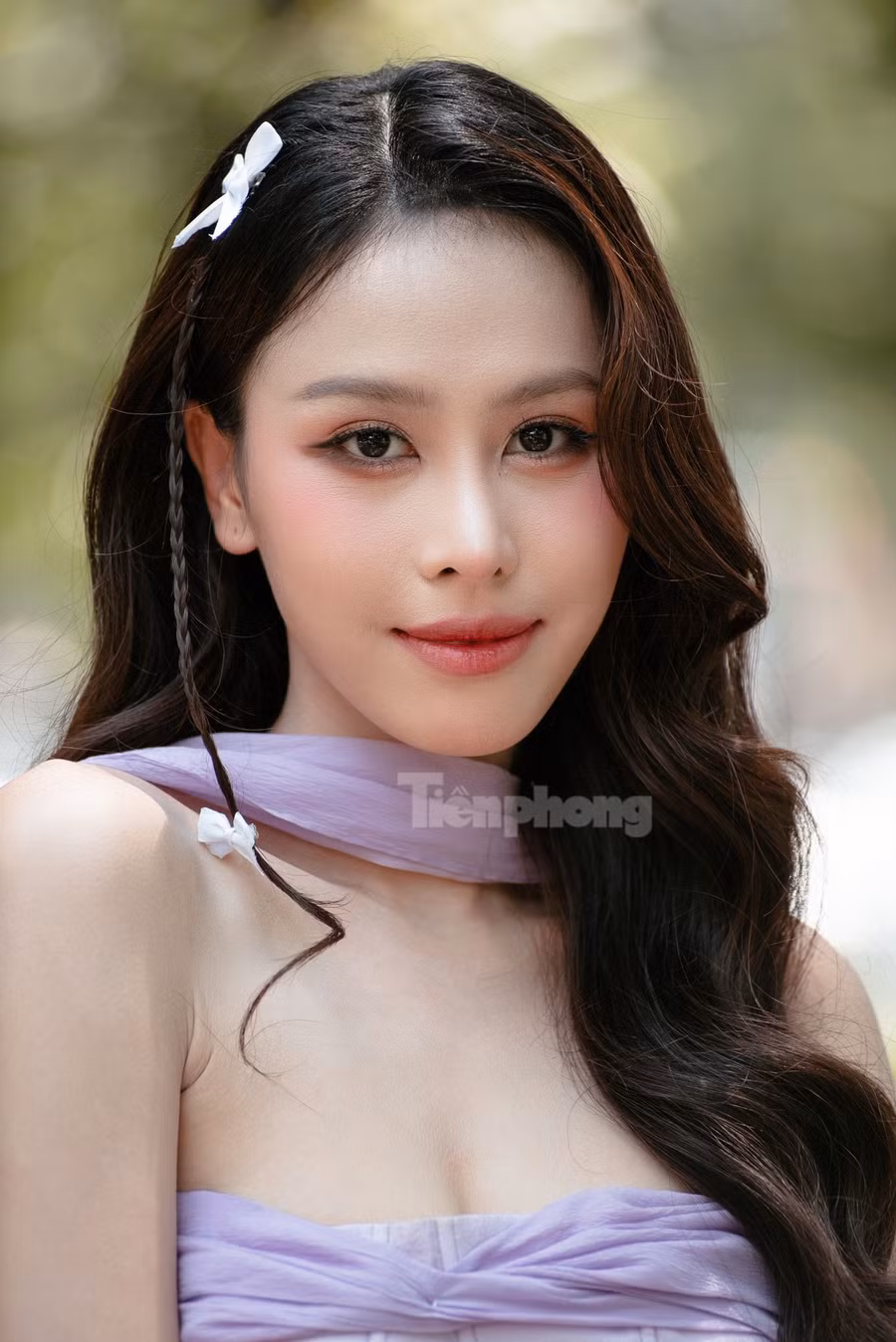 Cận nhan sắc của Á hậu Ngọc Hằng ở tuổi 21.