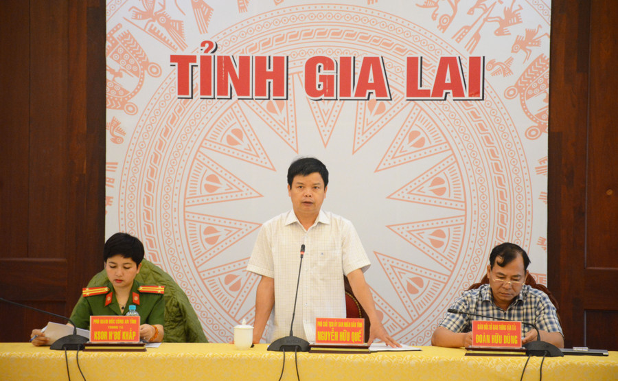 Phó Chủ tịch UBND tỉnh Nguyễn Hữu Quế phát biểu chỉ đạo tại hội nghị. Ảnh: Minh Phương Phó Chủ tịch UBND tỉnh Nguyễn Hữu Quế phát biểu chỉ đạo tại hội nghị. Ảnh: Minh Phương