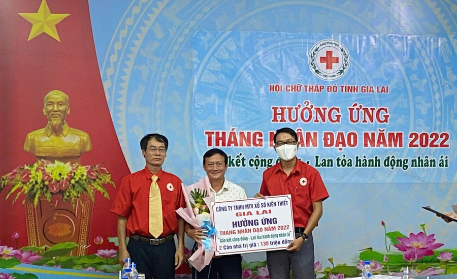 Bên cạnh hoạt động kinh doanh, Công ty TNHH Xổ số Kiến thiết tỉnh Gia Lai tích cực đóng góp cho các hoạt động an sinh xã hội. Ảnh: Hải Bình