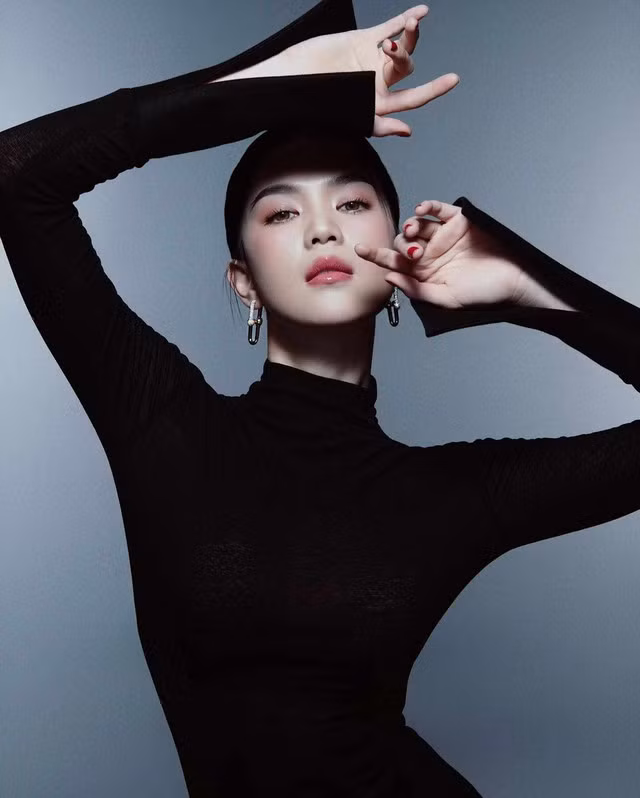 Sau biến cố, Ngọc Trinh trở lại công việc