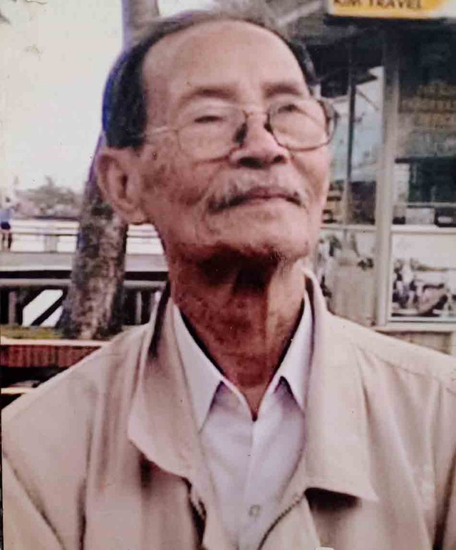 Chân dung cố họa sĩ Tú Duyên Chân dung cố họa sĩ Tú Duyên