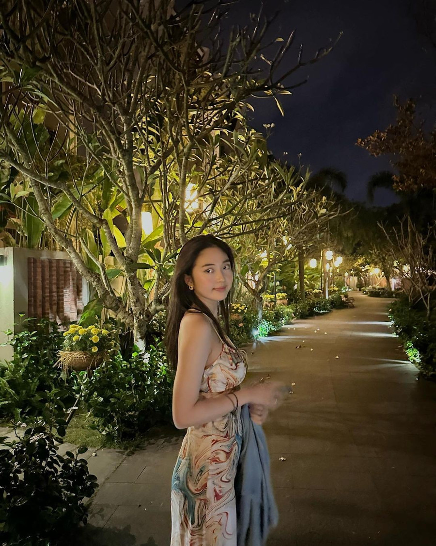 Trong tác phẩm phim gây sốt, Gyuri đóng Yoo Hee Yeon - em gái của nam chính Ji Hyuk, tiểu thư nhà tài phiệt ẩn danh là nhân viên bình thường. Cô được yêu thích bởi tính cách đáng yêu, như nhân vật từ truyện tranh bước ra. Trước khi phim lên sóng, Instagram của Choi Gyuri chỉ có khoảng hơn 2.000 người theo dõi. Sau cơn sốt Cô đi mà lấy chồng tôi, trang cá nhân của nữ diễn viên hút hơn 863.000 người, gấp 431 lần con số ban đầu. Trong tác phẩm phim gây sốt, Gyuri đóng Yoo Hee Yeon - em gái của nam chính Ji Hyuk, tiểu thư nhà tài phiệt ẩn danh là nhân viên bình thường. Cô được yêu thích bởi tính cách đáng yêu, như nhân vật từ truyện tranh bước ra. Trước khi phim lên sóng, Instagram của Choi Gyuri chỉ có khoảng hơn 2.000 người theo dõi. Sau cơn sốt Cô đi mà lấy chồng tôi, trang cá nhân của nữ diễn viên hút hơn 863.000 người, gấp 431 lần con số ban đầu.