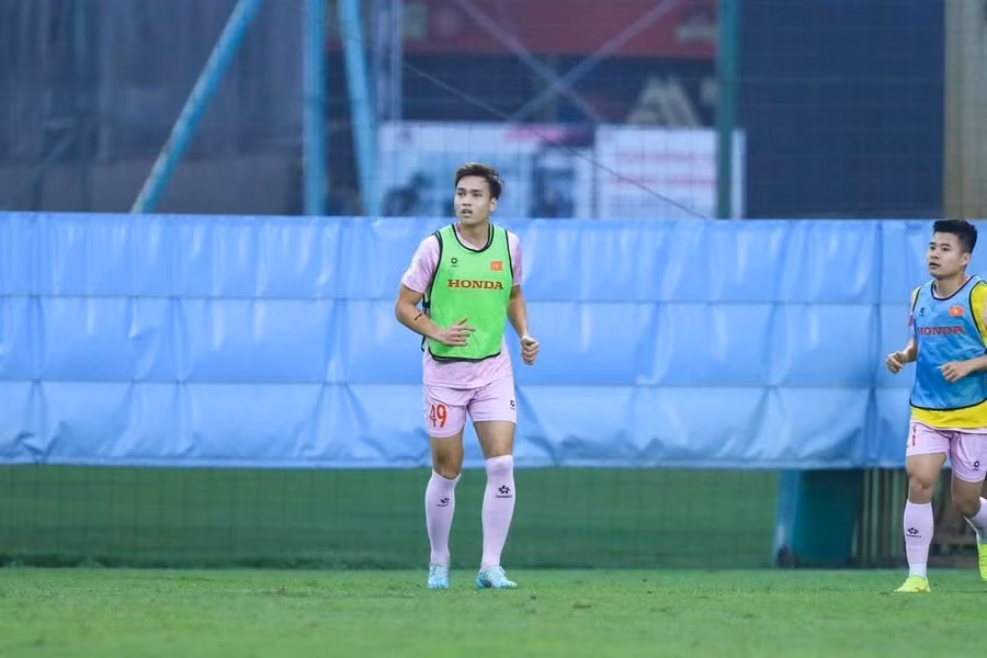 Bùi Hoàng Việt Anh đã sẵn sàng cho trận đấu