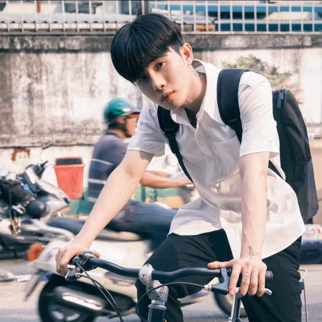 Jack với tạo hình trong MV "Thiên Lý Ơi"