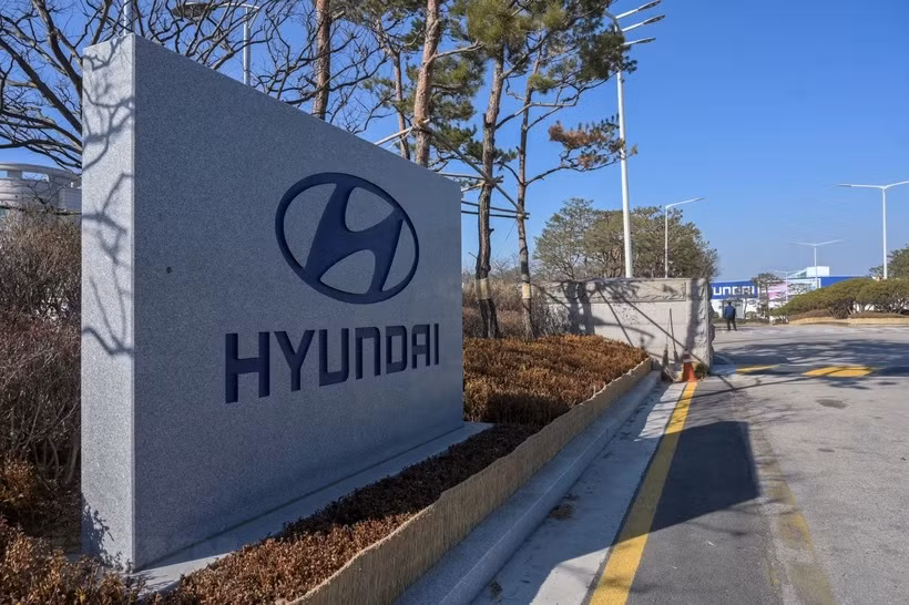 Lối vào nhà máy sản xuất ôtô Hyundai ở phía Nam thủ đô Seoul, Hàn Quốc. (Ảnh: AFP/TTXVN) Lối vào nhà máy sản xuất ôtô Hyundai ở phía Nam thủ đô Seoul, Hàn Quốc. (Ảnh: AFP/TTXVN)