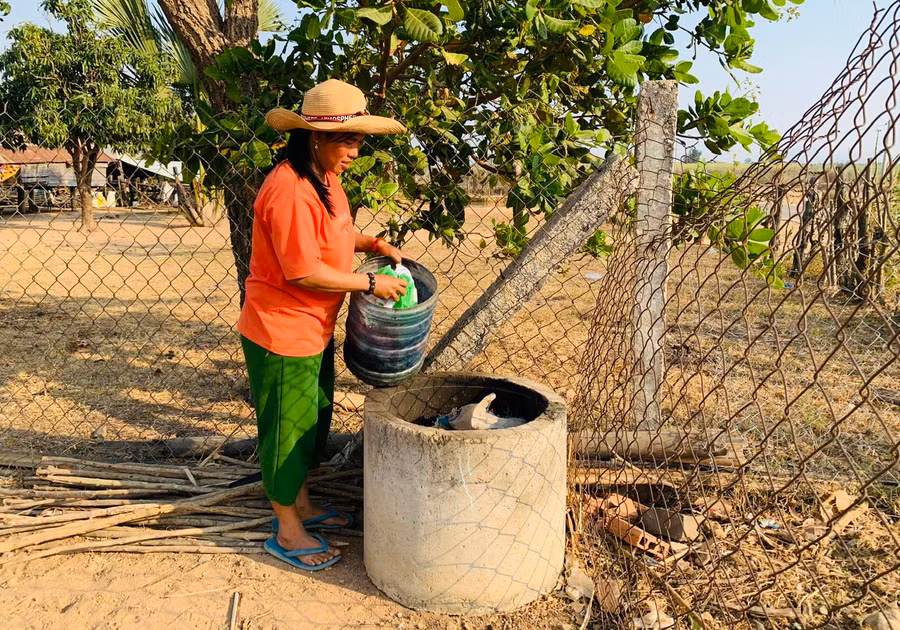 Chị Đinh Thị Rét (làng Pông, xã Chư A Thai, huyện Phú Thiện) là đảng viên dân tộc thiểu số tâm huyết với buôn làng, luôn gương mẫu đi đầu trong mọi hoạt động. Ảnh: N.H