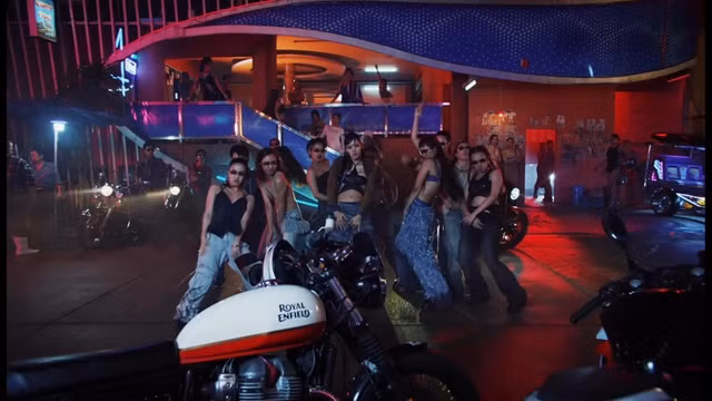 Cùng những vũ công Cùng những vũ công