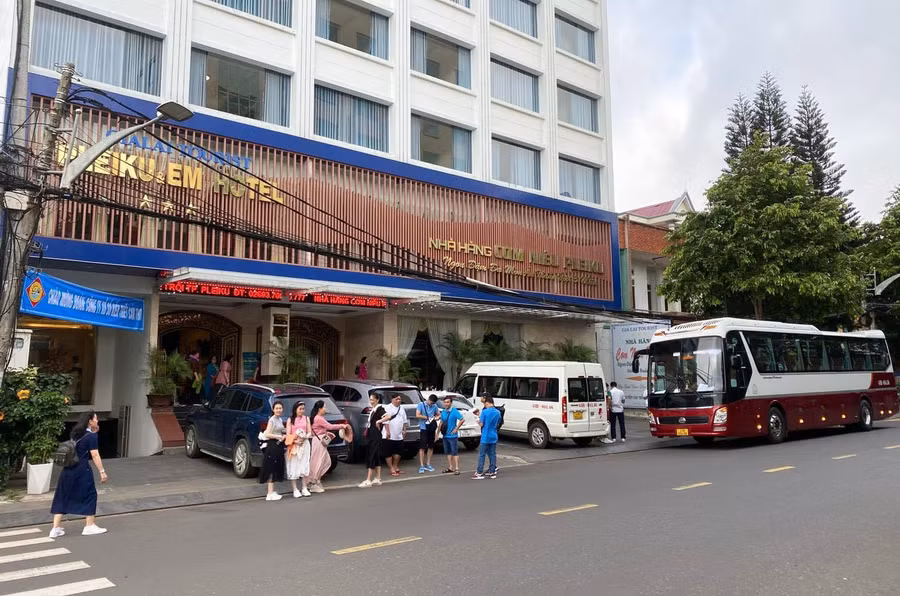 Dịp hè, nhiều cơ sở kinh doanh dịch vụ lưu trú khuyến mãi để thu hút khách hàng (ảnh đơn vị cung cấp).