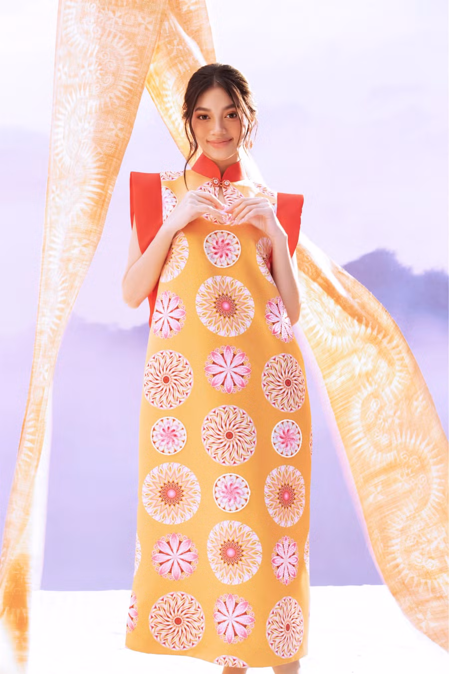 Với vẻ đẹp cá tính, cô cũng nhiều lần gây chú ý khi xuất hiện ở các sự kiện lớn nhỏ. Hiện tại, nàng hậu gốc Ninh Thuận theo học ngành Quản trị kinh doanh của Trường Đại học Nông lâm TP.HCM