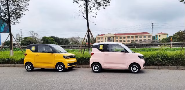 Wuling Hongguang Mini EV hiện là ô tô rẻ nhất thị trường khi có giá khởi điểm 239 triệu đồng, bản cao cấp nhất giá 279 triệu đồng. Ảnh: CTV