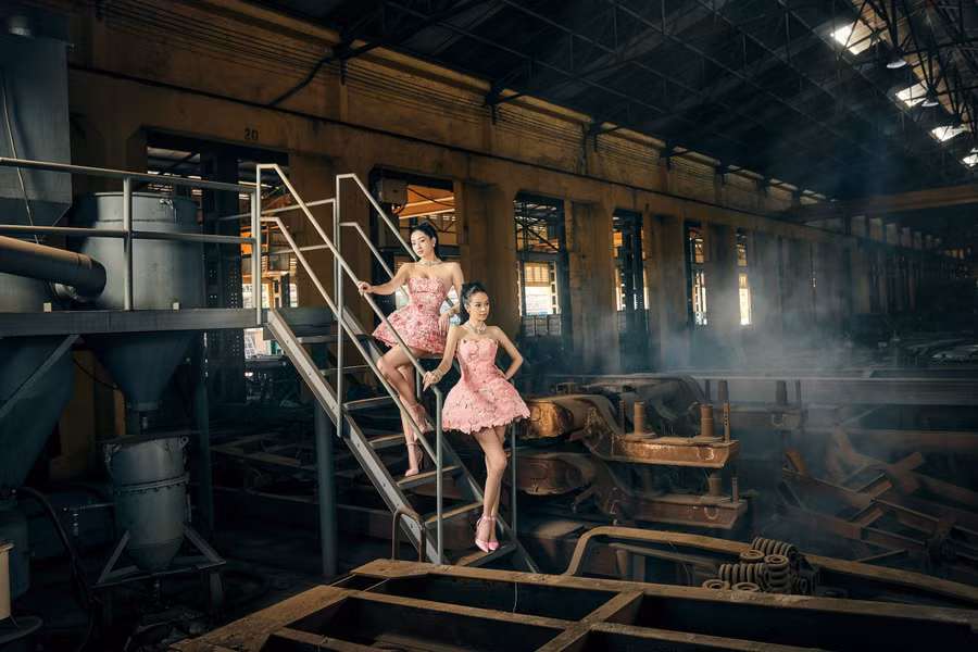 Với chiều cao 1,75m Hoa hậu Việt Nam 2022 tự tin đọ dáng với Hoa hậu Lương Thùy Linh