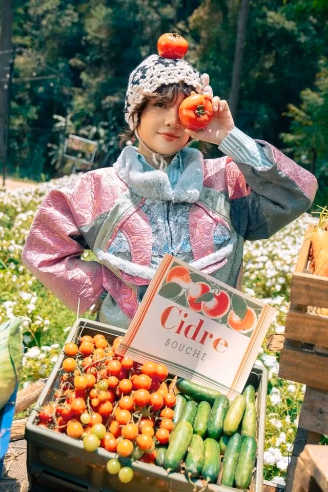 Thái Trinh tung MV Dung dăng dung dẻ dành tặng chồng sắp cưới và khán giả Thái Trinh tung MV Dung dăng dung dẻ dành tặng chồng sắp cưới và khán giả