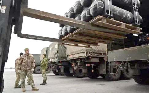 Quân đội Nga tấn công các kho đạn của Ukraine nhằm đáp trả những đợt tấn công của Kiev (ảnh minh họa: Reuters).