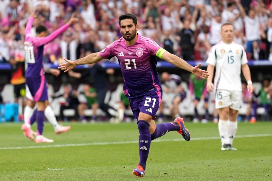 Thủ quân İlkay Gündoğan thi đấu ấn tượng để góp công lớn giúp Đức sớm giành vé vào vòng knock-out. (Nguồn: AP)