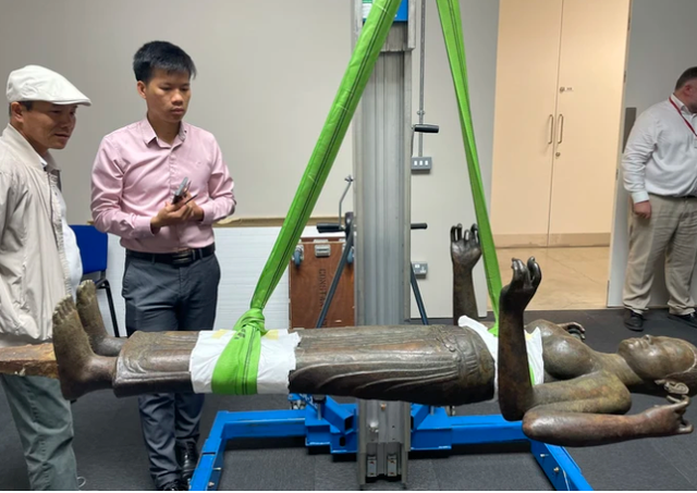 Tượng đồng Nữ thần Durga được định giá hơn 14 triệu bảng Anh