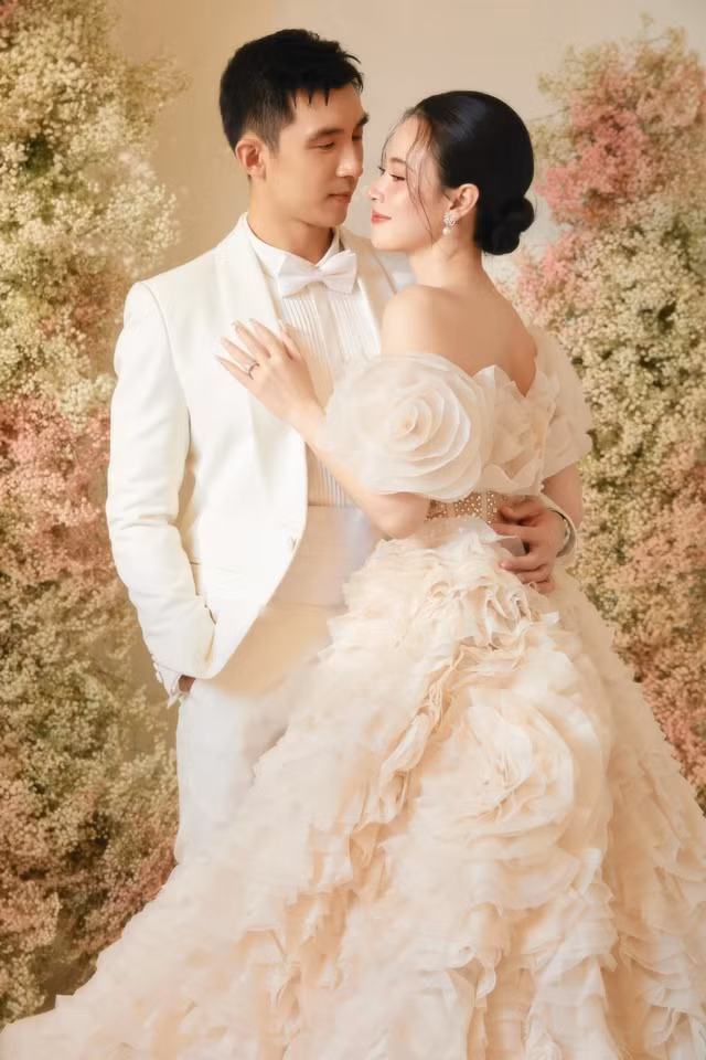 Cô dâu và chú rể đẹp đôi