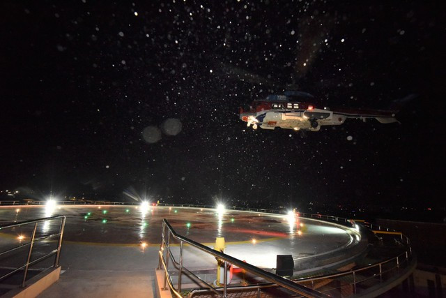 Sân đổ trực thăng cấp cứu đường không tại Bệnh viện Quân y 175. Ảnh: Duy Tính Sân đổ trực thăng cấp cứu đường không tại Bệnh viện Quân y 175. Ảnh: Duy Tính