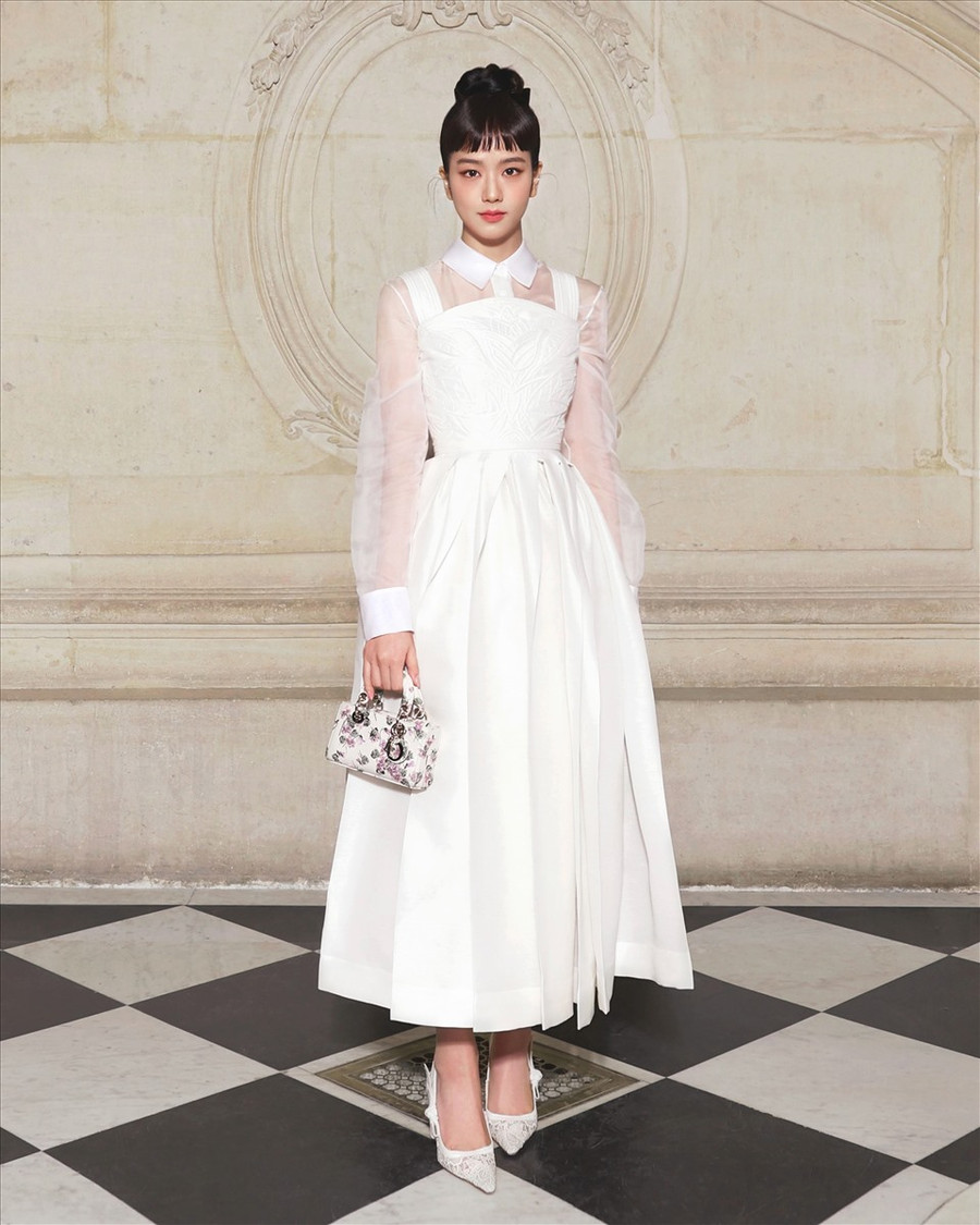 Đại sứ toàn cầu Dior, nàng thơ Jisoo. Ảnh: Dior Đại sứ toàn cầu Dior, nàng thơ Jisoo. Ảnh: Dior