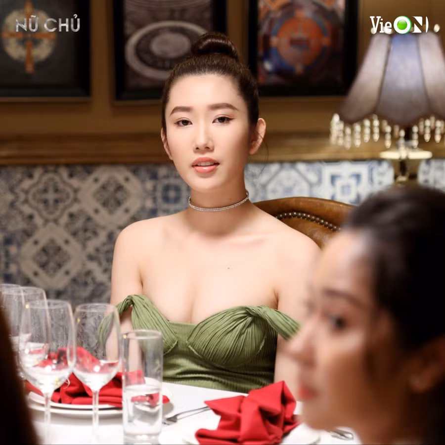 Thuý Ngân trong “Nữ chủ“. Ảnh: Nhà sản xuất