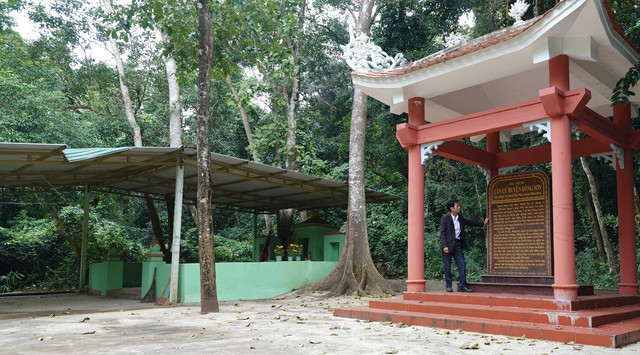 Di tích căn cứ cách mạng và nghĩa tự ở cửa rừng An Tráng Di tích căn cứ cách mạng và nghĩa tự ở cửa rừng An Tráng