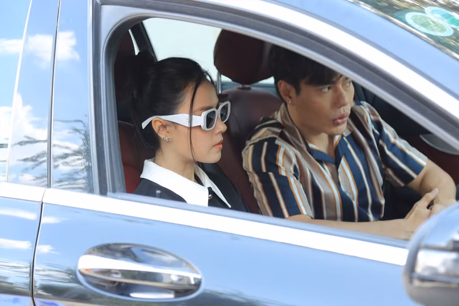 Midu trong "Khi ta hai lăm". Ảnh: Nhà sản xuất